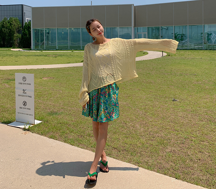 珀斯花朵风格船领长袖