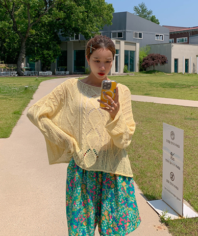 珀斯花朵风格船领长袖