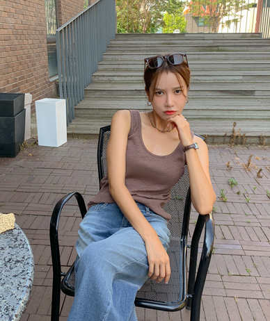跑步U领莫代尔贴身背心