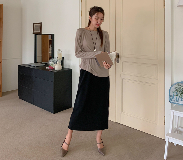 Tessa 的后开口，棉质长袖
