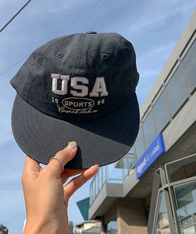 美国大型刺绣长袍