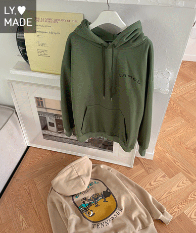 【特价20%】马图案花卉刺绣长袖T恤