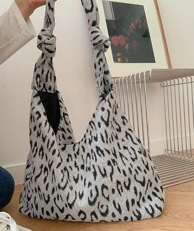 Prot 豹纹结饰包