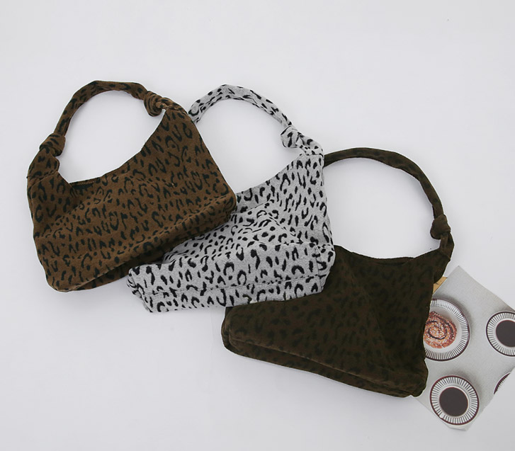 Prot 豹纹结饰包