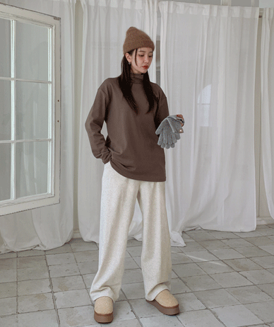 挂坠贴身 丝绒宽幅训练裤