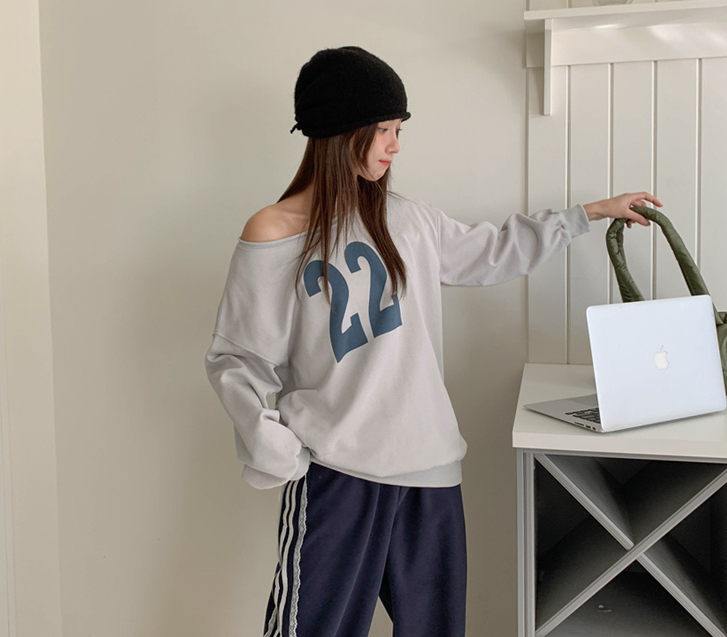 22 Nayeom 运肩运动衫