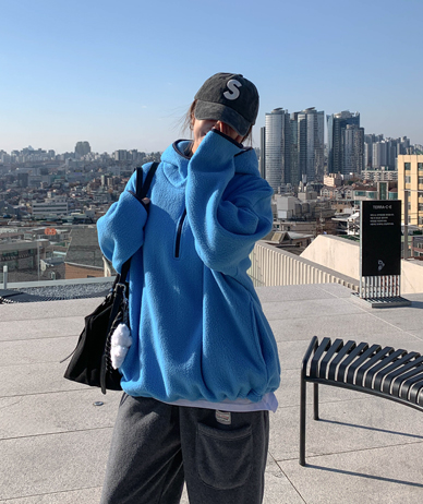 燕麦色抓绒半拉链帽T恤