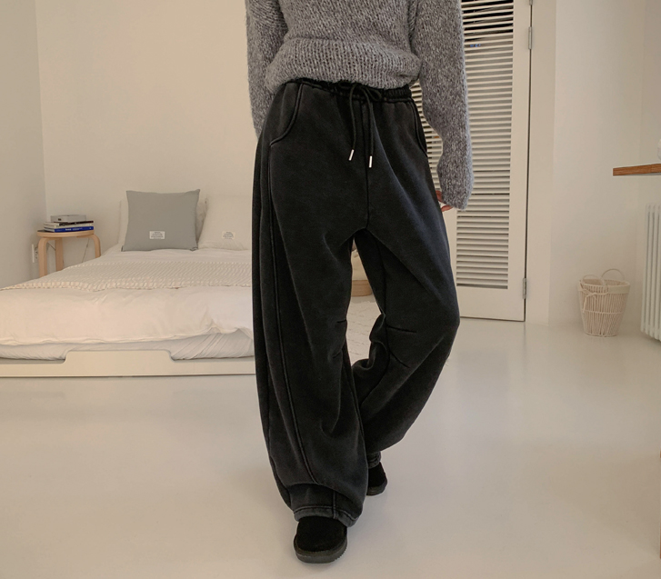 优雅的猪蹄褶裥宽版训练裤