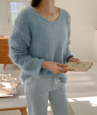 Mako Pine Needle V 型卷针织衫