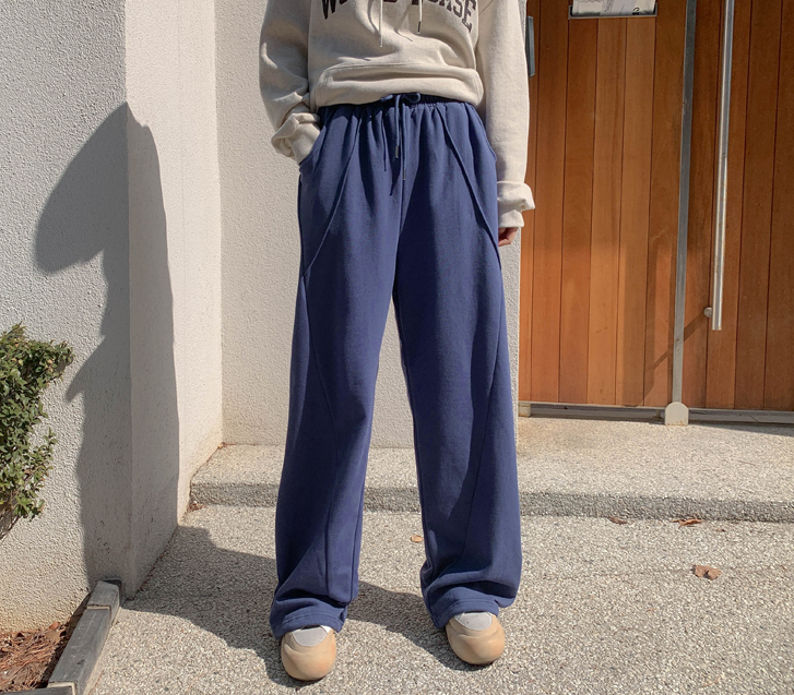 伍迪斜裁宽版训练裤