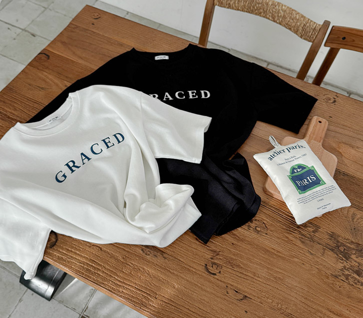 GRACED刺绣队服短袖T恤