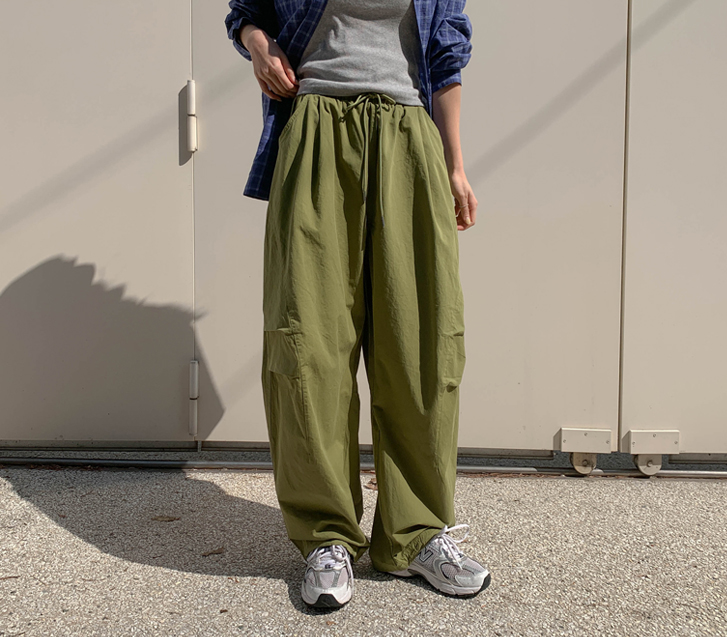 女士褶裥阔腿裤