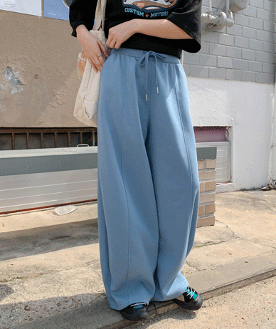 Leon 宽口训练裤