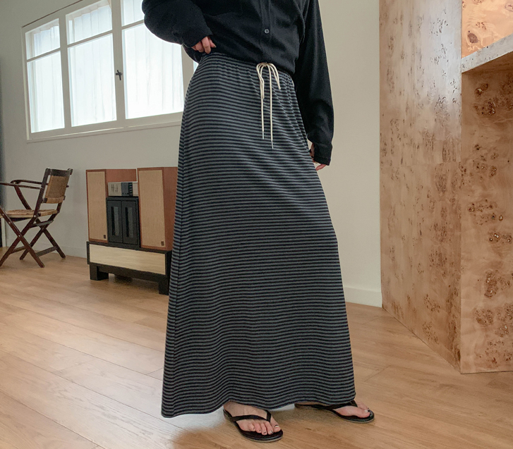 小条纹裙