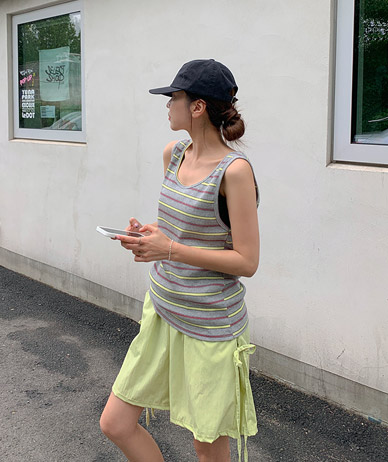 坎丹加拉，红色的身体，心灵