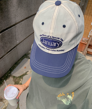 一月刺绣配色棒球帽