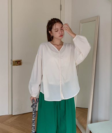 Sez泡泡袖V领女装