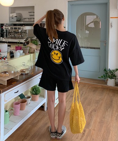 幸运 微笑印花女装