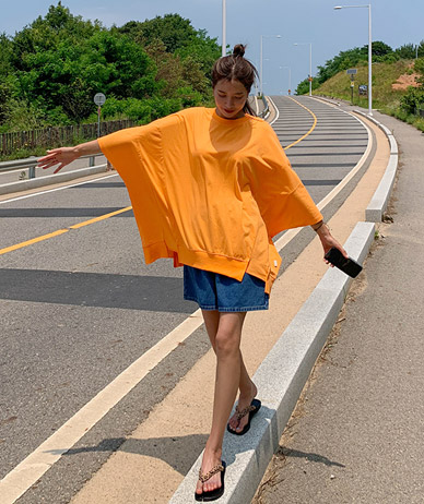 Riel Unbalanced Gaori Fit 短袖 T 恤