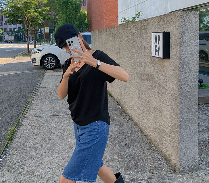 Andy V领基本款服饰