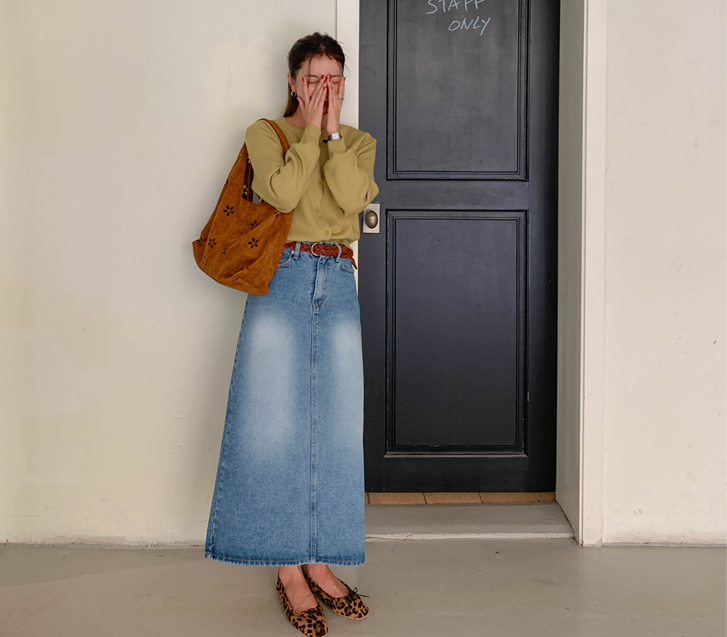 Nexi 牛仔色松紧带长袖