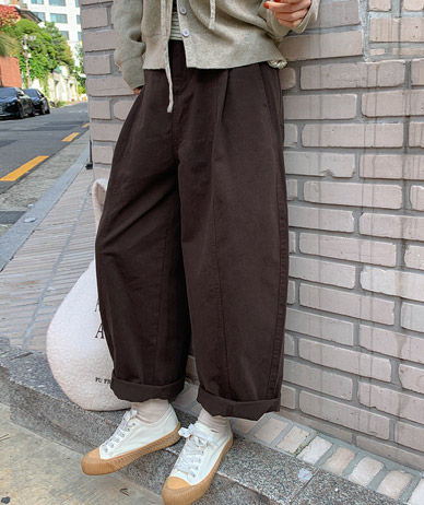 Erog 缝背带宽排气裤