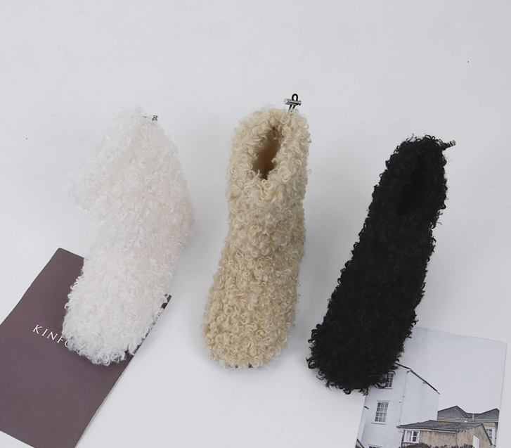 Fanny Poglee 雪地靴