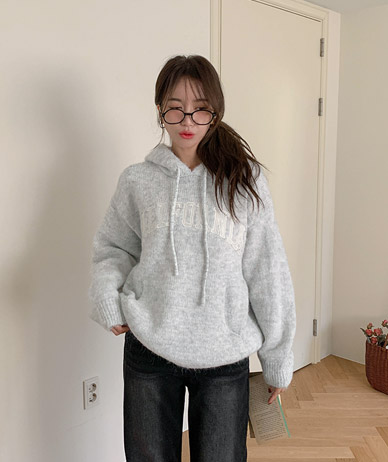 Taka 字样 羊毛卫衣针织衫