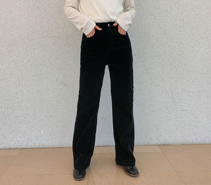 Onitsuka Tiger 灯芯绒喇叭裤