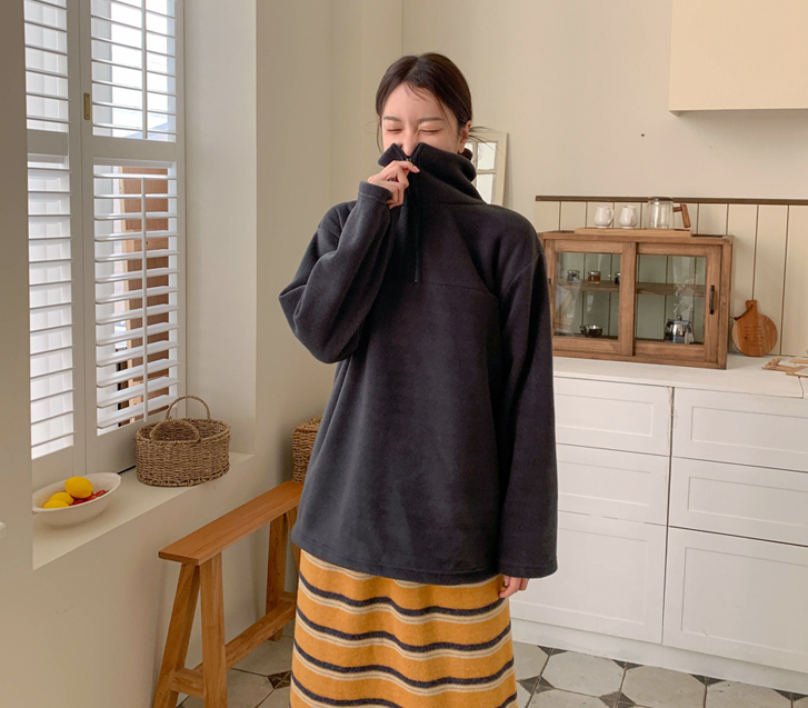 Molz 串 抓绒高领半拉链衫