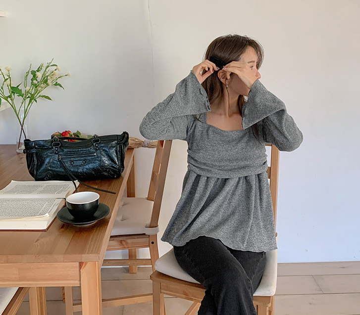 罗纹方领针织T恤