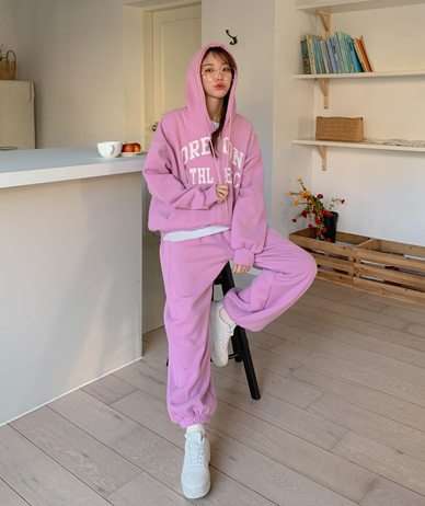 俄勒冈羊毛皮带扣慢跑运动服