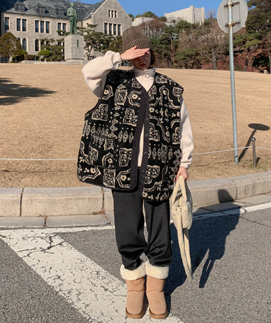 Uni diagram 翻滚羊毛棉外套 马铠