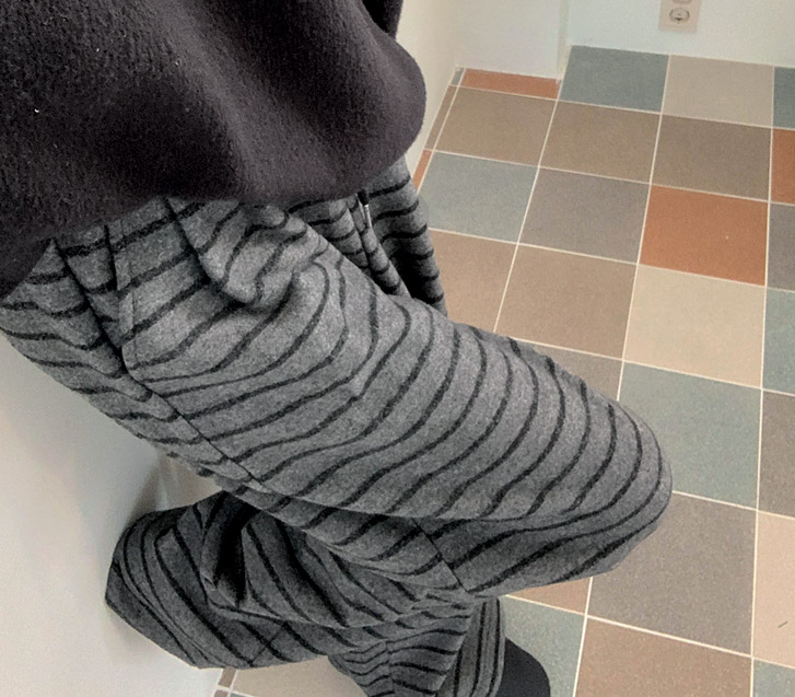 英国丹加拉丝草宽裤