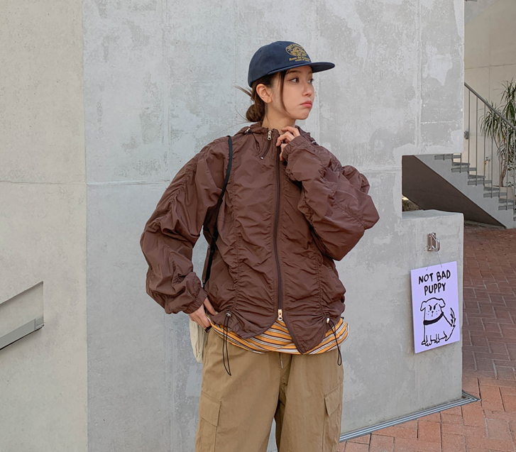 [男女通用] Kimi 褶皱尼龙防风夹克