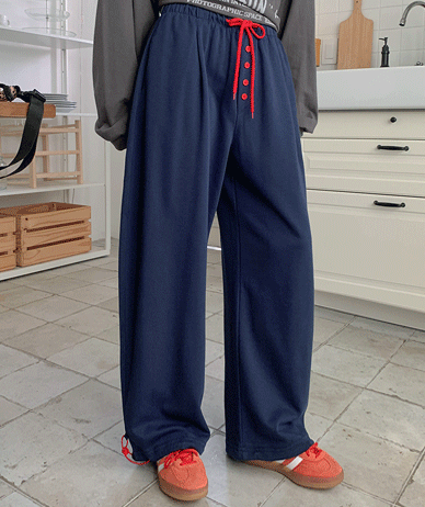 春季色彩纽扣宽版训练裤