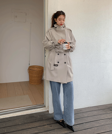 罗尼斯、食物、服装、外国女性