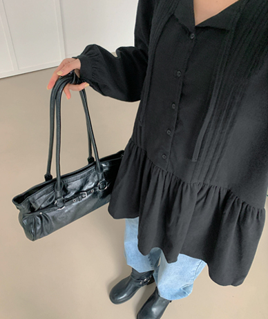 伊芙娃娃的褶裥