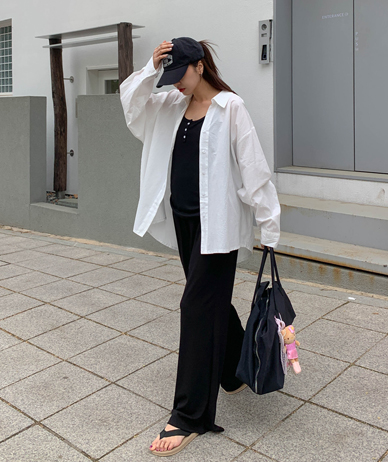 干净无言的衬衫