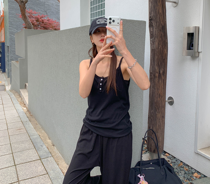 肉体纽扣带背心