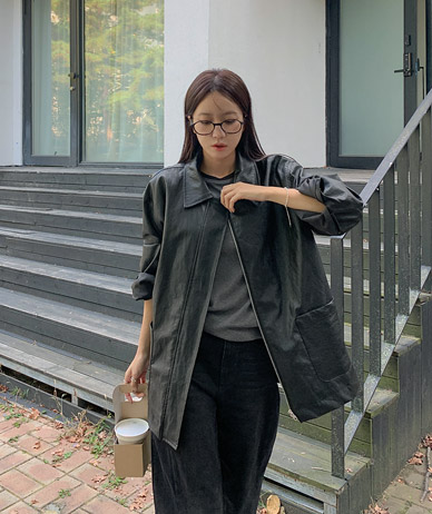 罗纹口袋短裤皮夹克